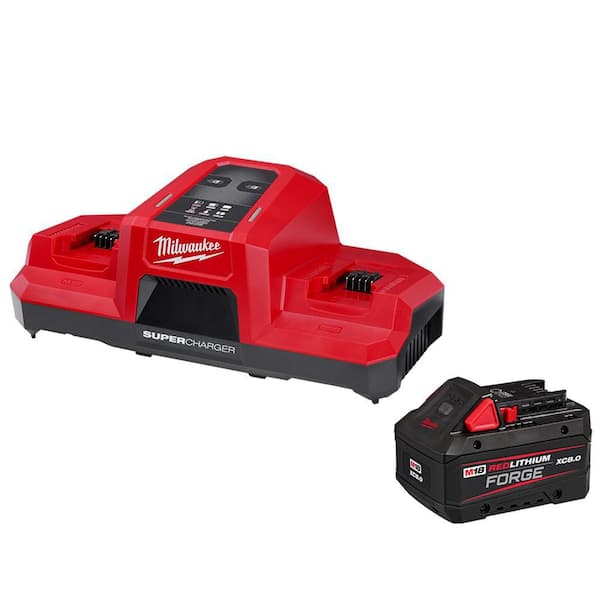Milwaukee MWA 48-59-1881SC M18 18V Lithium-Ion REDLITHIUM FORGE 8.0 Ah Battery Pack with M18 18V Dual Bay Simultaneous Super Charger
